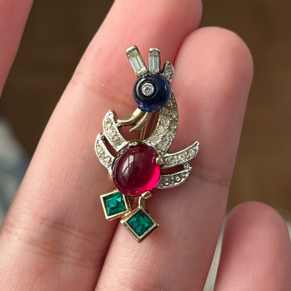 Vintage Trifari Crown 40s Rare Jelly Belly Duck Blue Red Glass Rhinestone Brooch